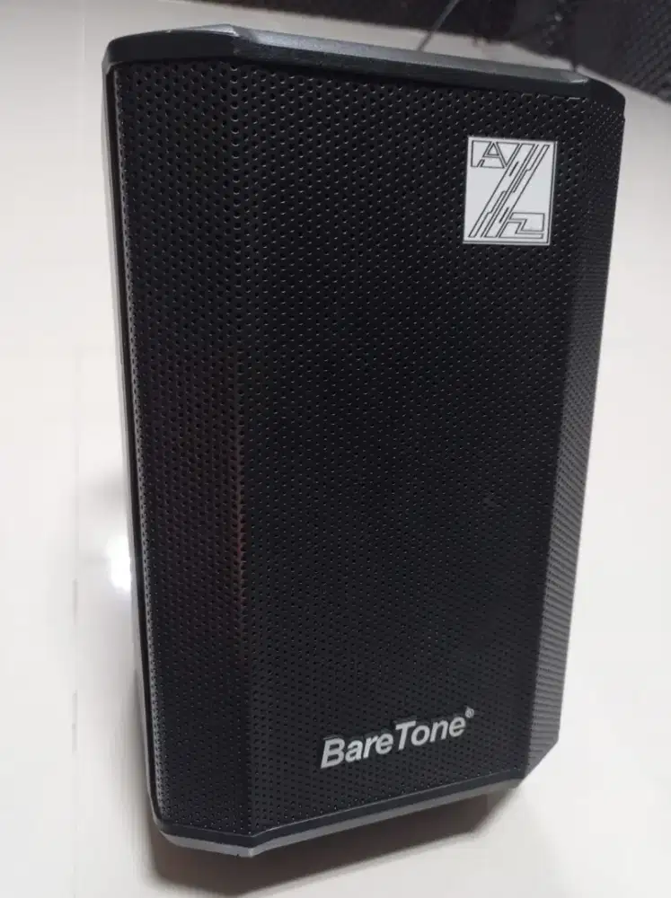 BU baretone portable speaker