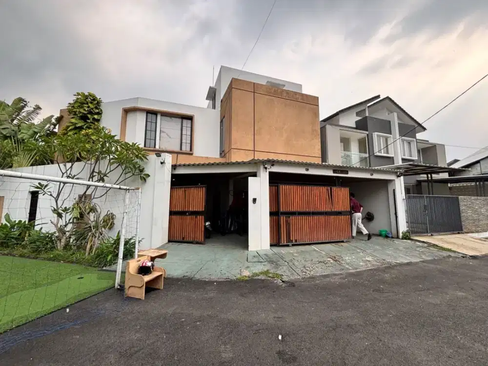 RUMAH DESIGN TROPICAL BALI DI MERTILANG BINTARO JAYA SEKTOR 9 DIJUAL FULL FURNISHED