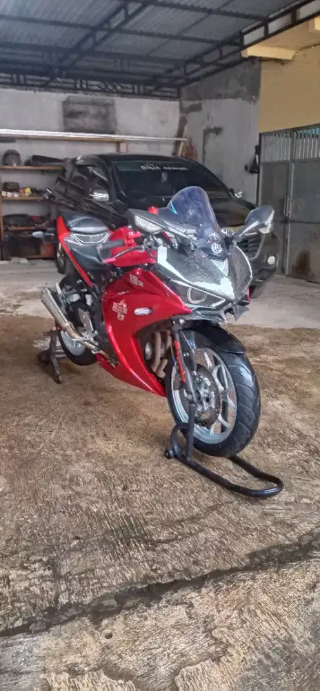 Jual yamaha R25 thn 2014