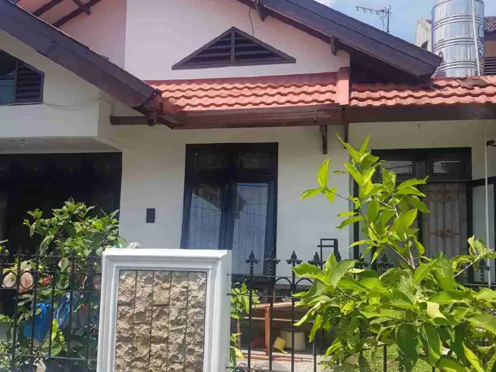 Rumah Elegan  Disewakan di Kompleks Taman Setia Budi Indah Kecamatan Medan Selayang