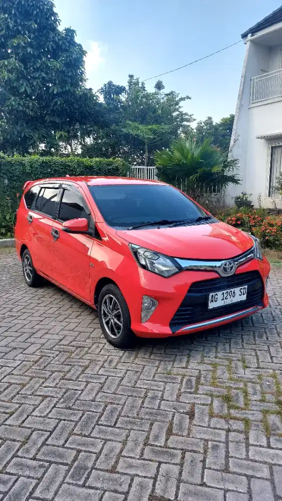Bismillahirrahmanirrahim dijual mobil toyota calya 2017 AT