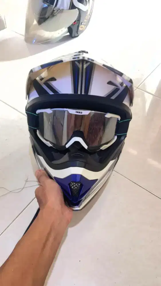 Jual cepet helm no minus size L