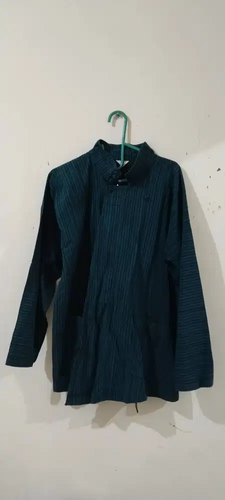 Dijual Cepat! 2 Baju Surjan Lurik Premium – Kondisi Prima