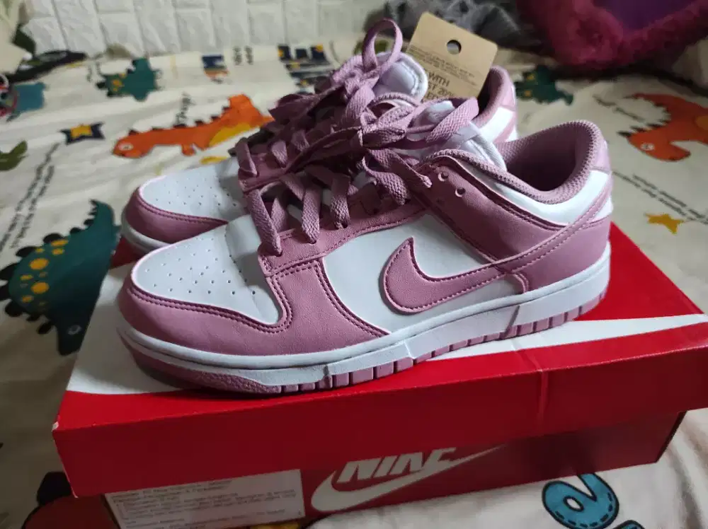 Nike Dunk Low Pink New