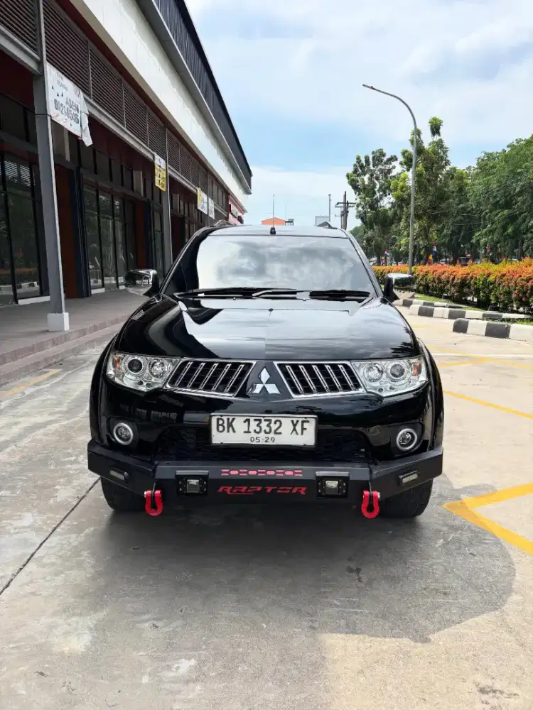 PAJERO EXCEED 4X2 MATIC TAHUN 2012(UNIT DI MEDAN)