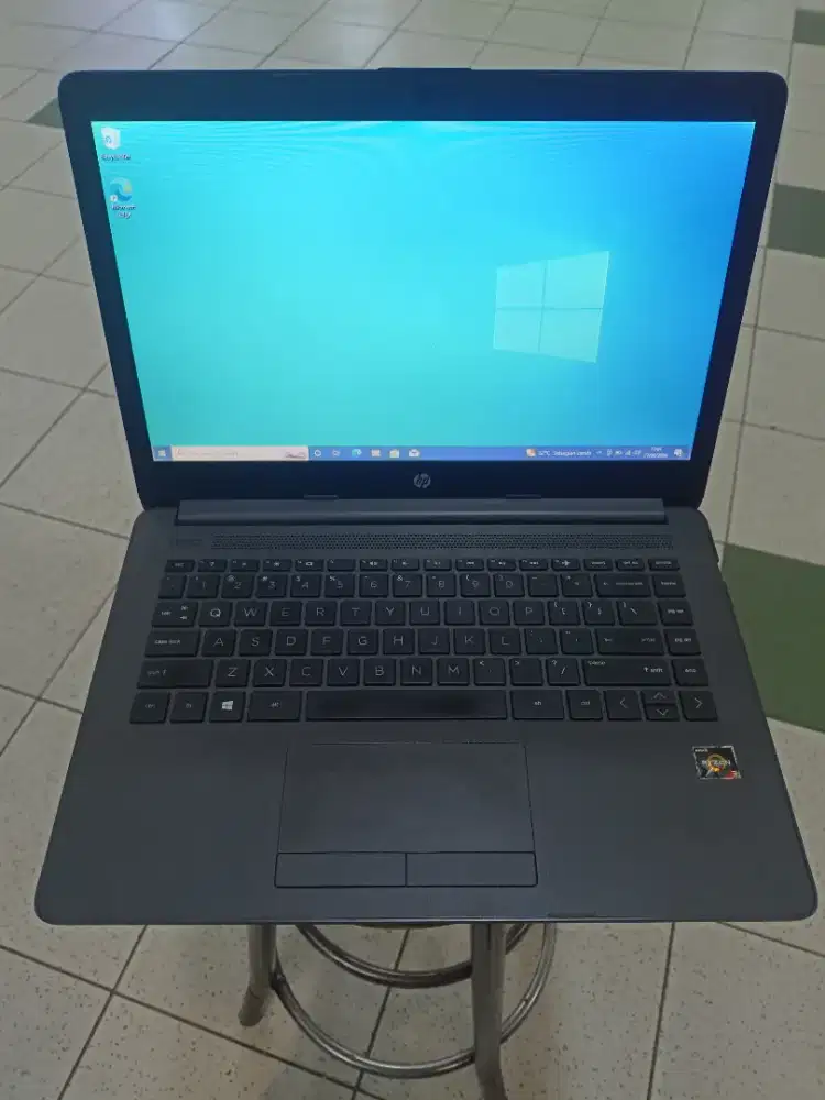 Laptop Hp 245 G7