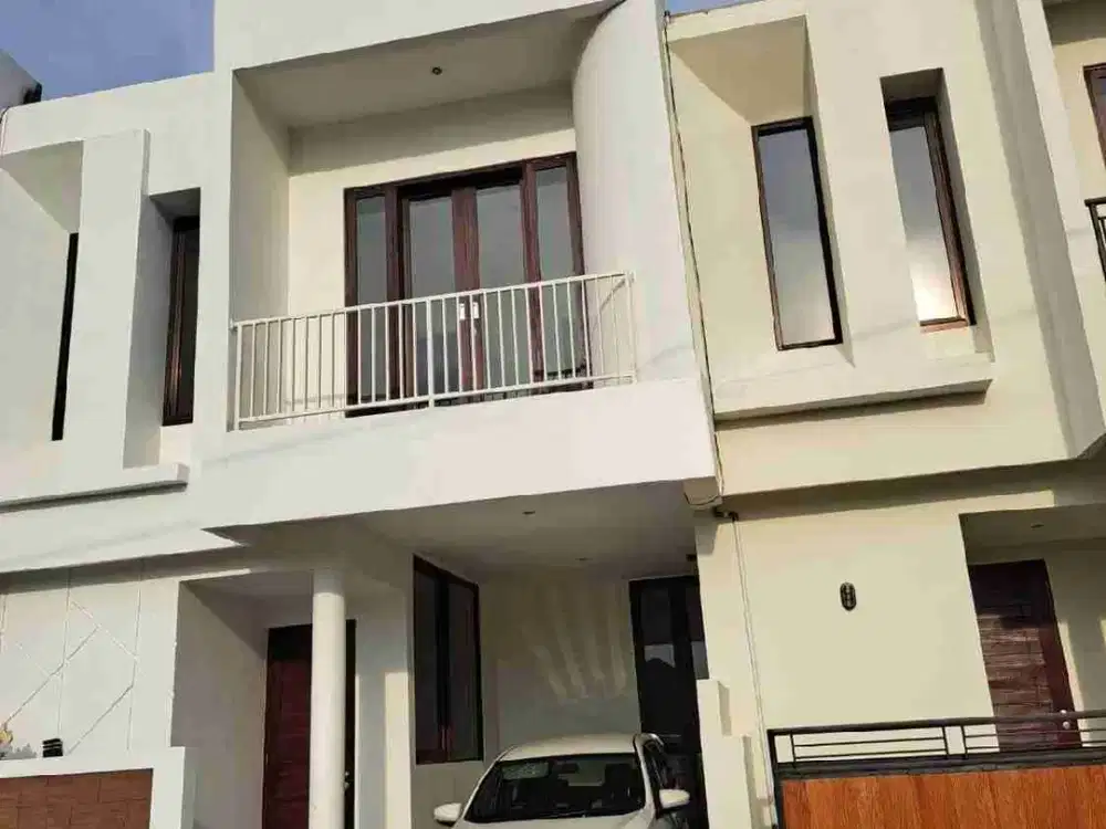 Jual Rumah 2lt Lokasi Jl Pesanggaran Denpasar area strategis untuk Hunian & Investasi
