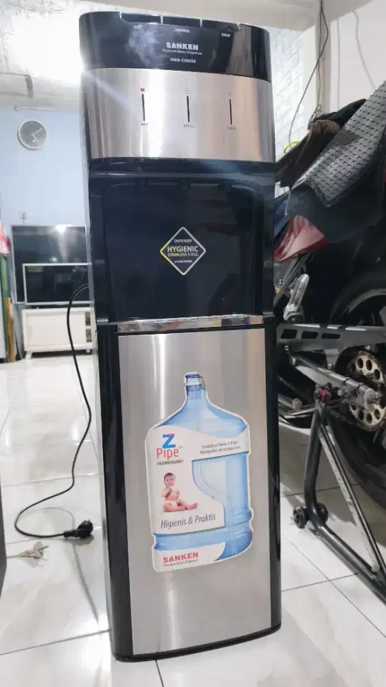 Water disppenser sanken HWD C202SS