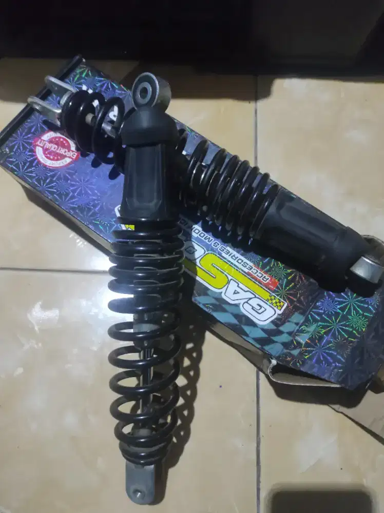 Shock breaker belakang aerox new bekas