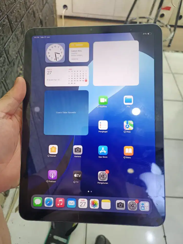 Second Ipad air gen 5 M1 256gb wifi only inter batangan mulus no minus