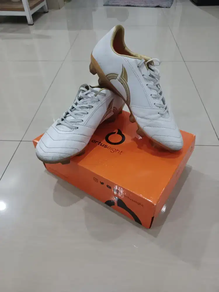 Jual sepatu sepak bola mini soccer Ortus original