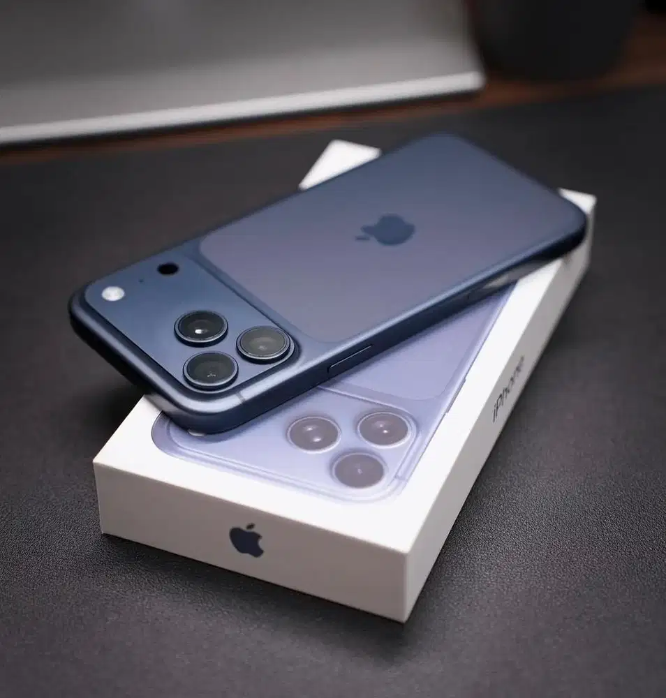 Iphone 17 pro 256 blue (baru) free anti gores dan case