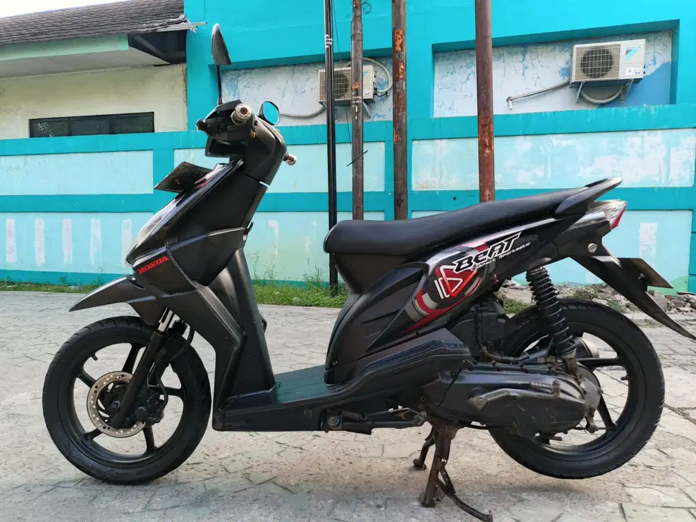 Honda beat karbu 2011 stater tokcer halus mulus terawat