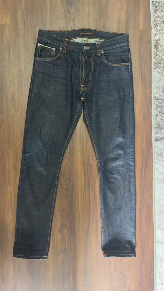- Nudie Jeans (Lean Dean Dry Japan Selvage)