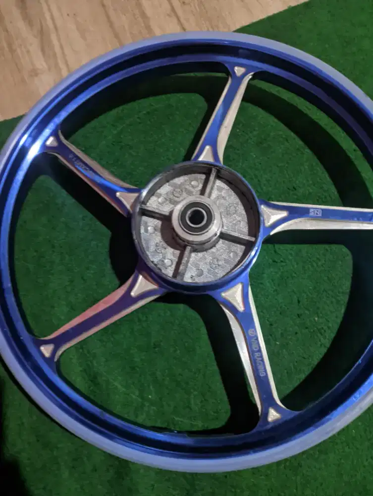 Velg vnd belakang