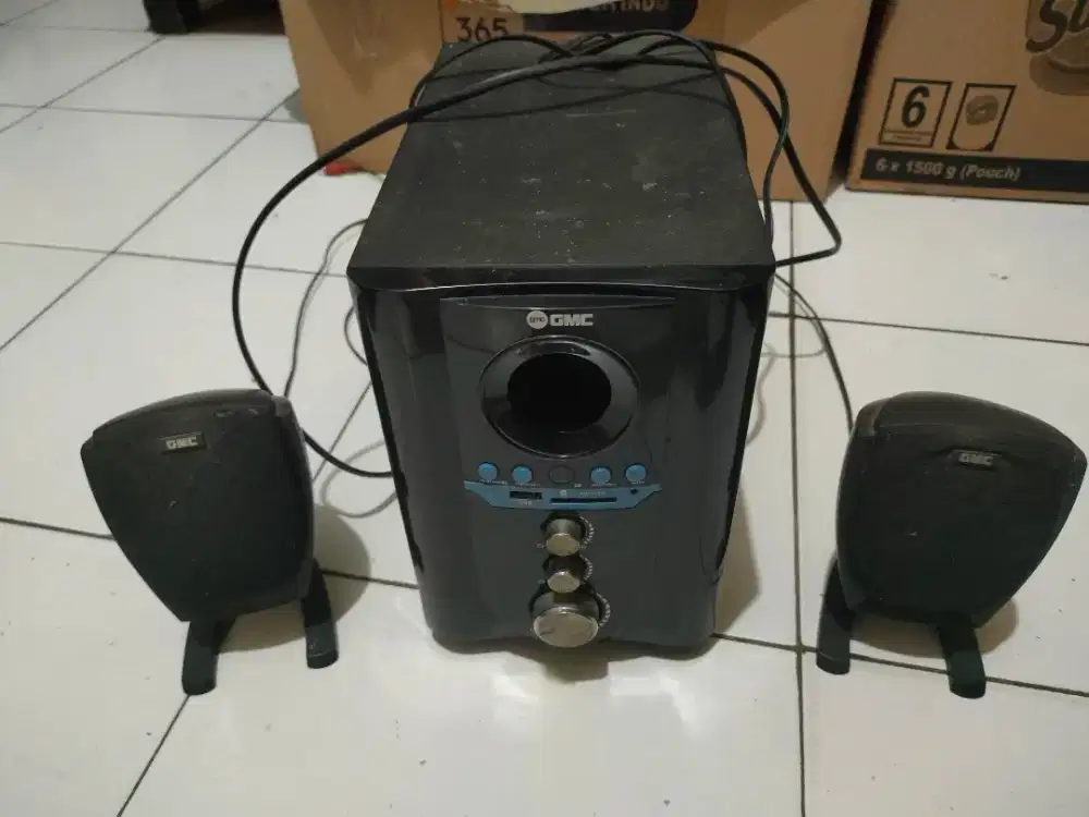Speaker aktif GMC