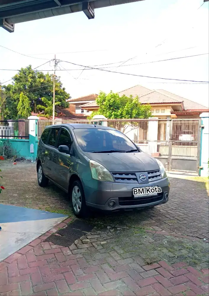 Grand livina 1.5 XV Automatic 2008