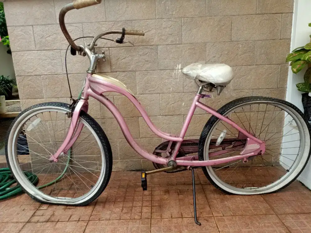 Sepeda mdl Vintage SCHWINN warna Pink original 26 INC .