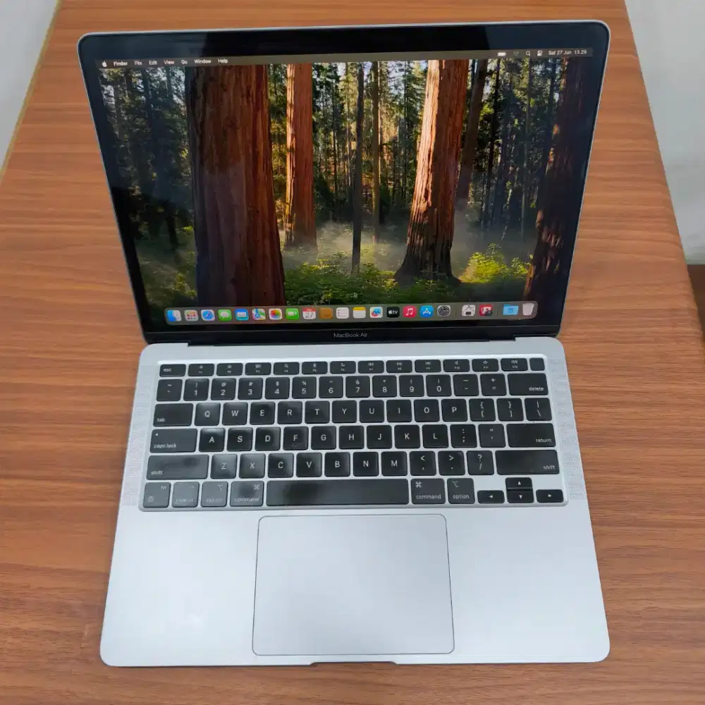 Macbook air M1 8/256 GB mulus