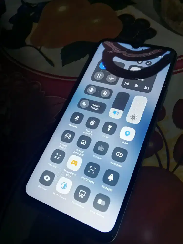 Vivo y03 4+64gb