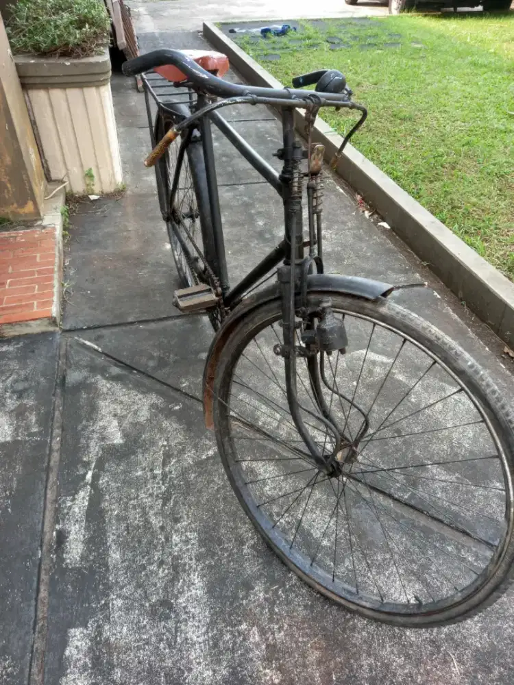 Sepeda Onthel Antik