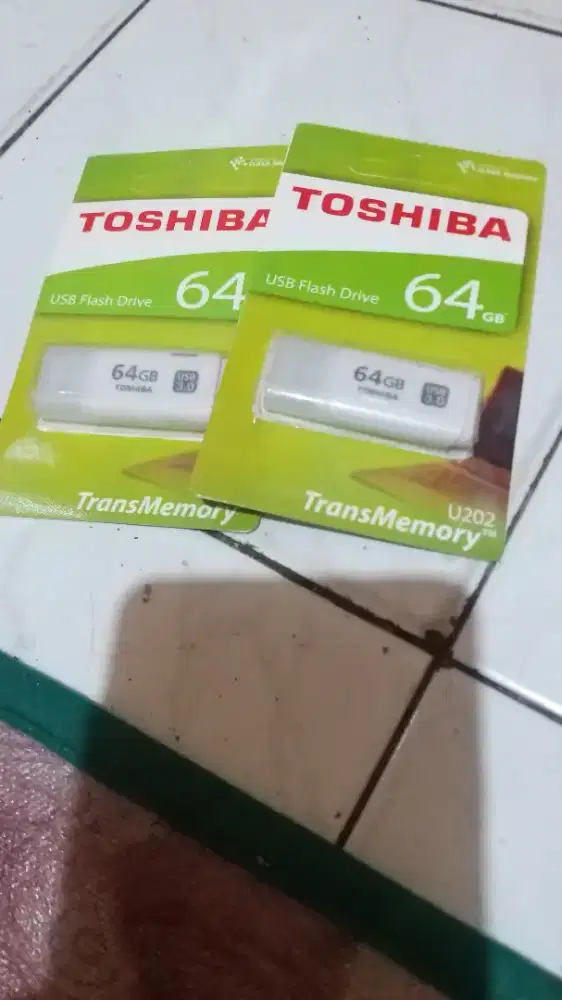 Flashdisk Toshiba 64 GB