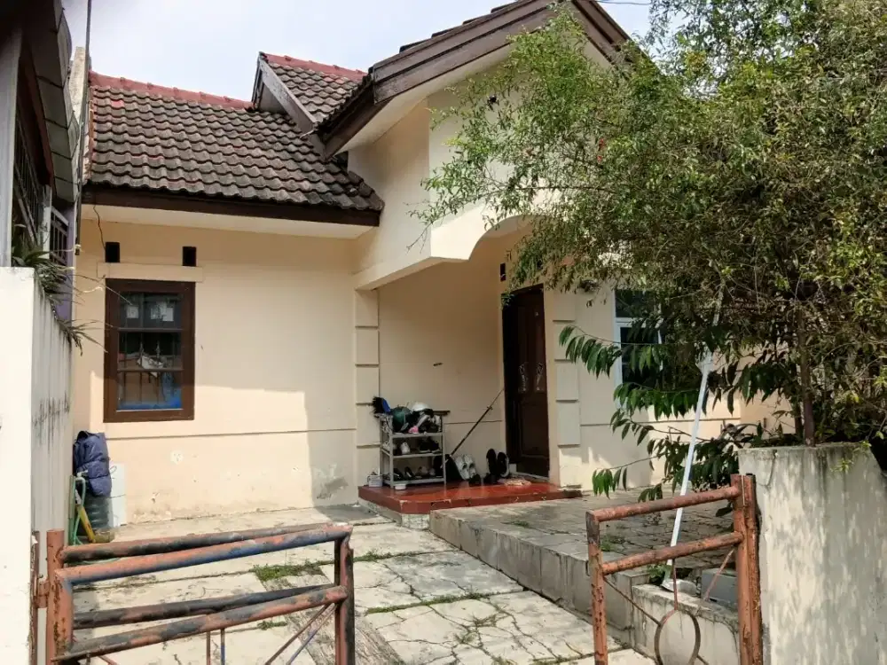 RUMAH LOK STRATEGIS