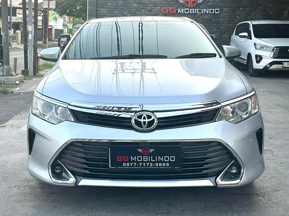 Toyota Camry 2.5 V Automatic Th 2015