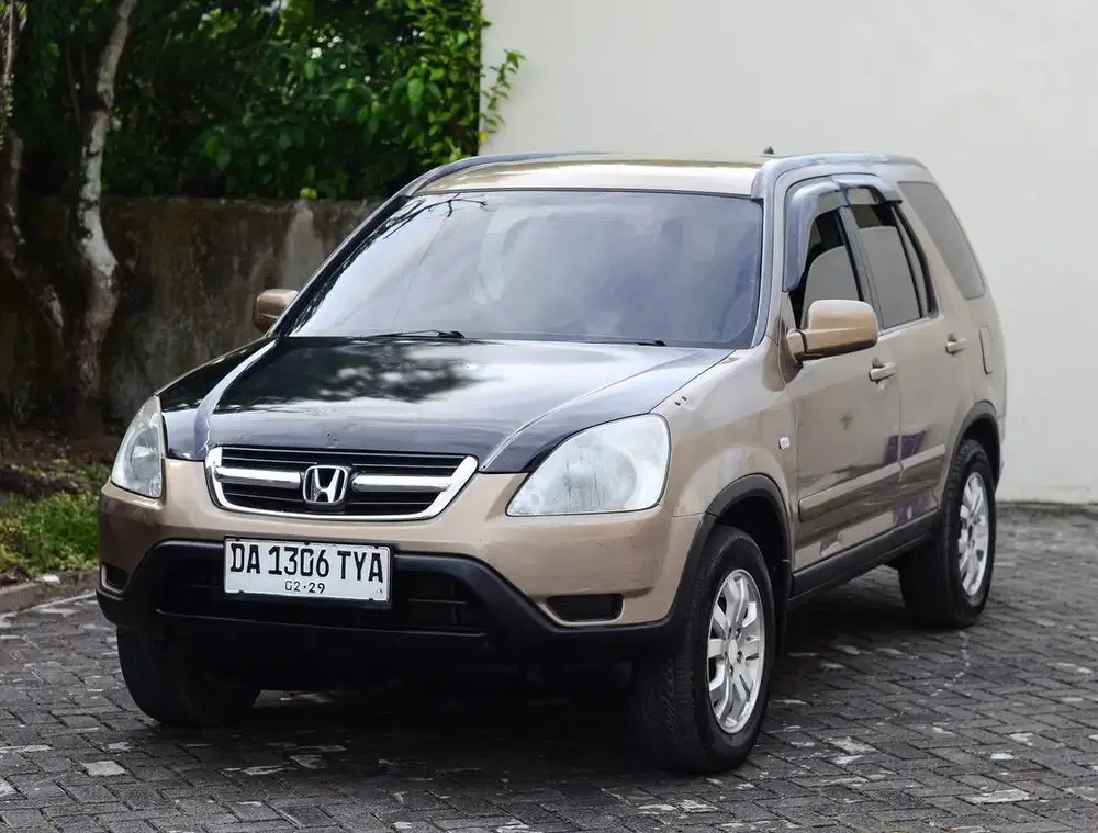 Honda CR-V Manual (2 Baris)