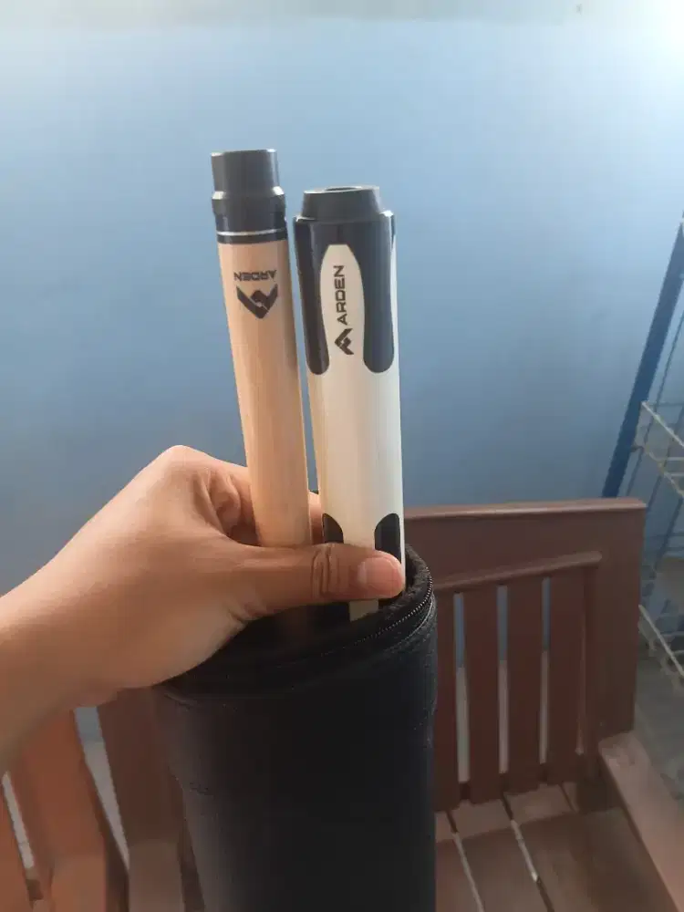 Stick Biliard Arden Kayu Moderen