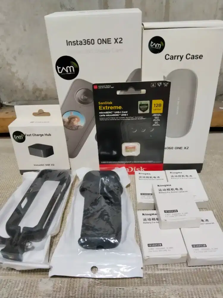 Insta360 one X2 like new