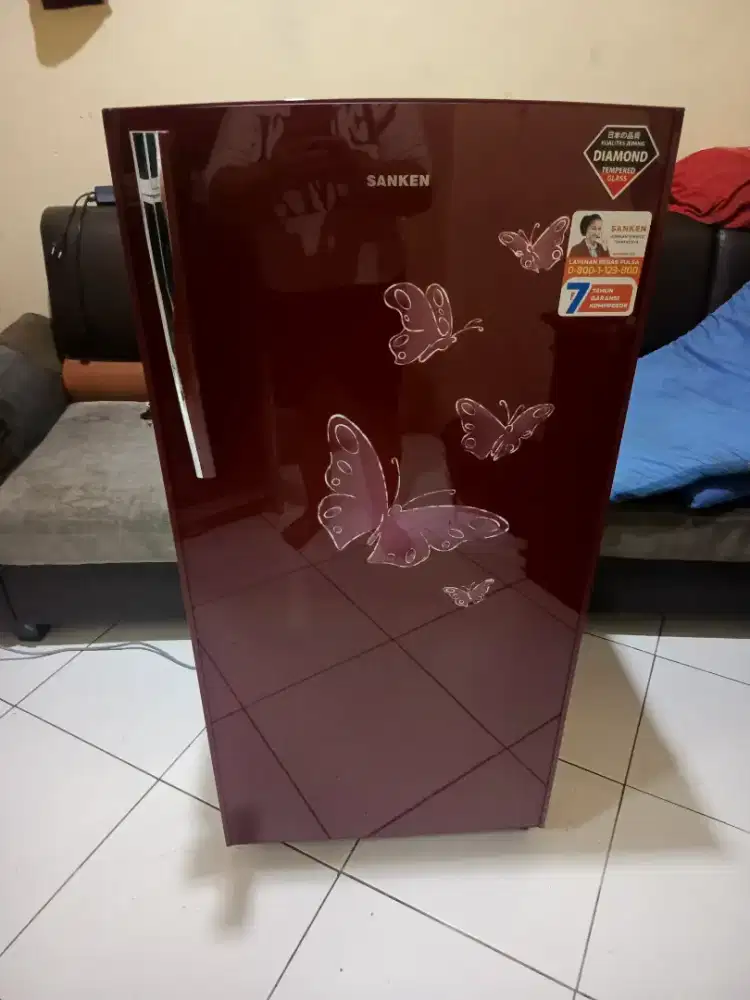 Kulkas merk Sanken normal siap pakai