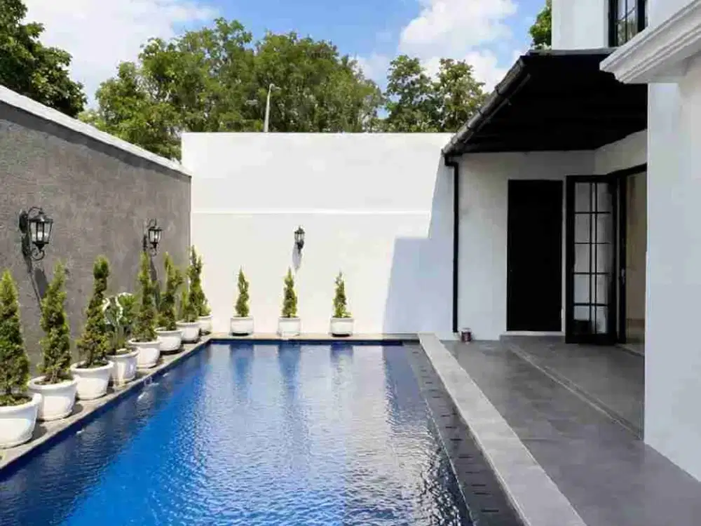 Dijual cepat rumah di hook lokasi strategis di Sentul city