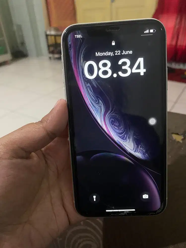 Jual Iphone XR battery health 73