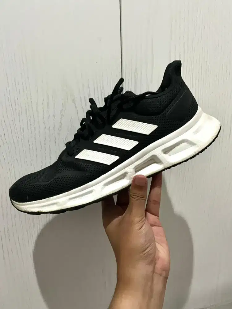Sepatu Running Adidas Original