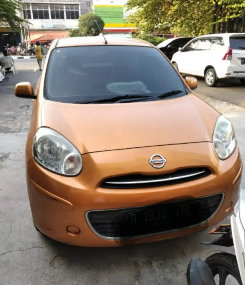Nissan March 2012 Bensin