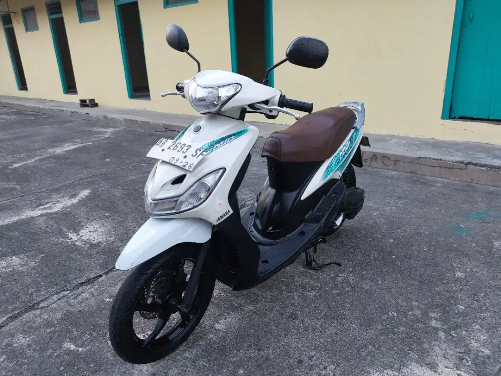 Mio Putih  2011 AB kota