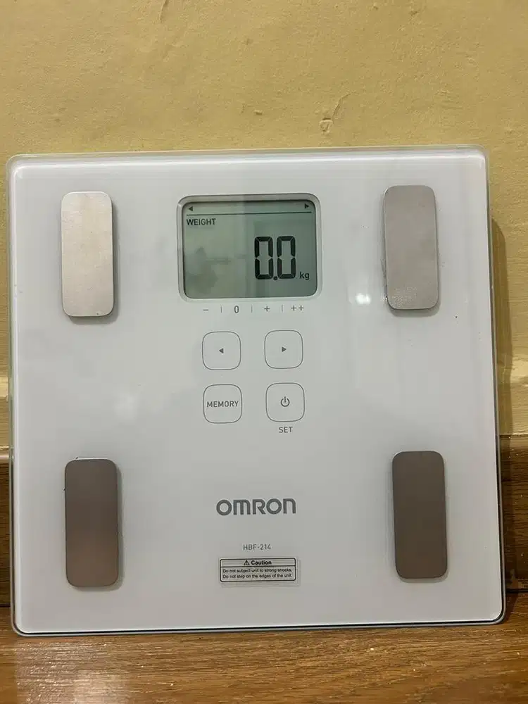 OMROB HBF-214 Timbangan Badan Alat Ukur Kadar Lemak Karada Scan HBF214