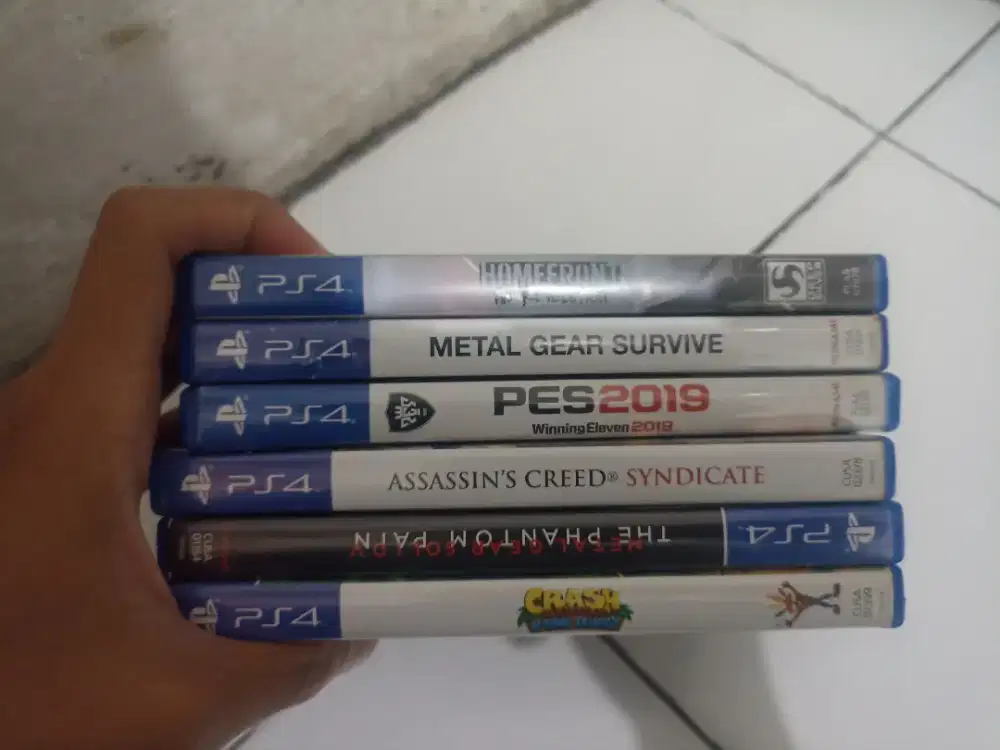 Kaset ps4 dan stik