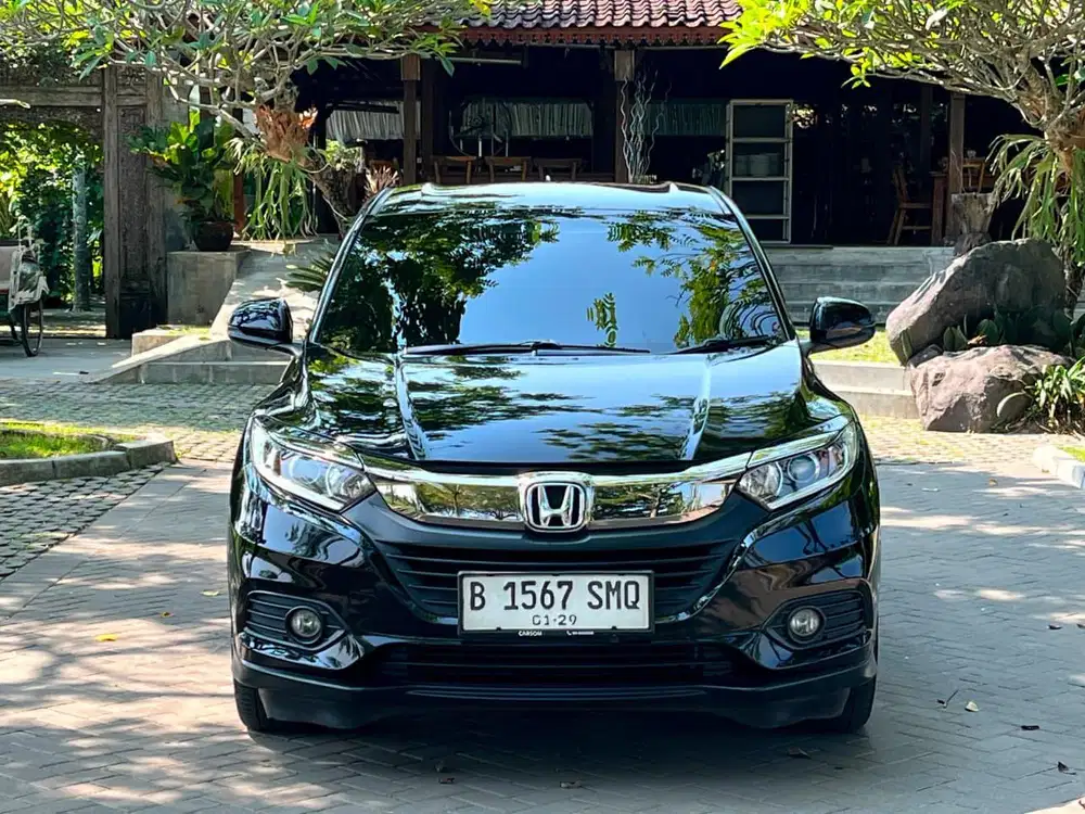 HR-V E Metik 2018 Low Km Service Record Bebas Laka Dan Banjir