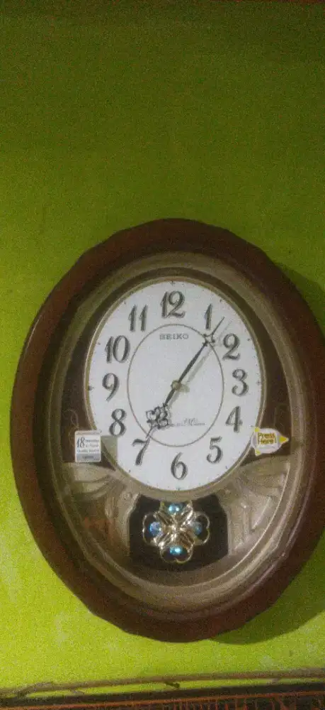 Jam dinding 18 melodi. Merk seiko