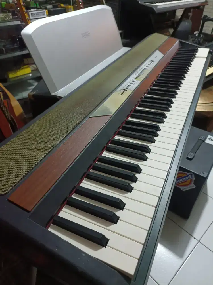 Digital Piano Portable KORG SPD 250 Keyboard Yamaha