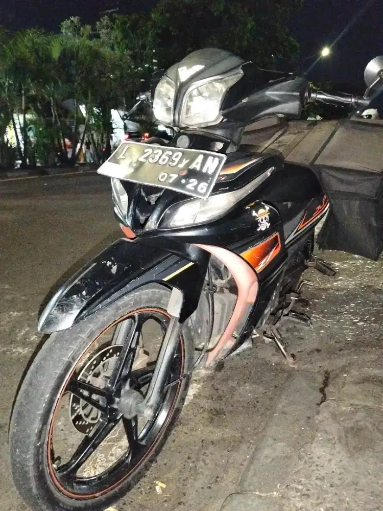 jupiter z1 hitam
