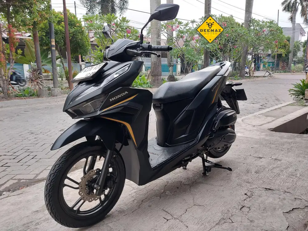 (DP 1 Jt)‼️ Honda Vario 125 CBS ISS Keyless 2023 Cash / Kredit