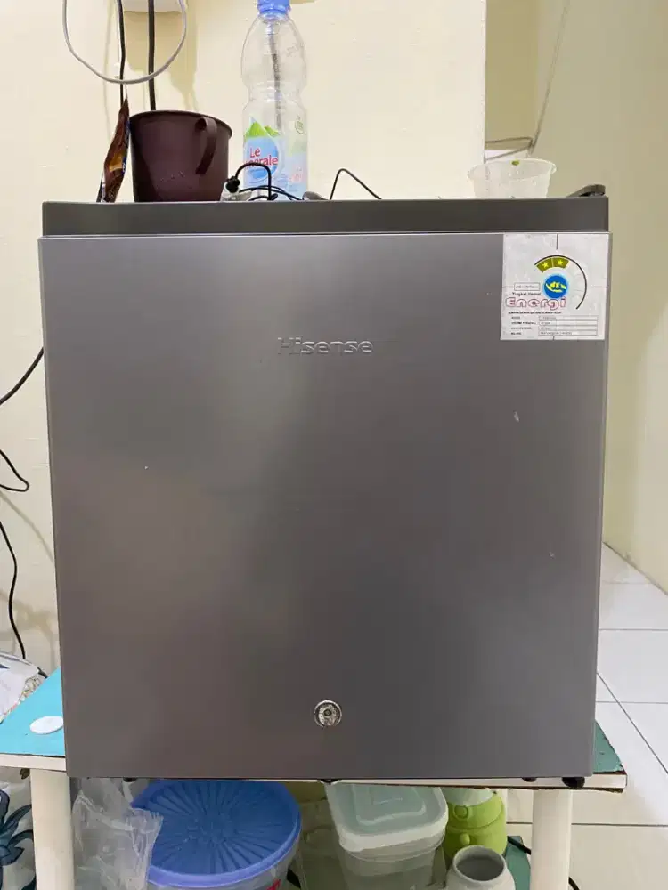 Kulkas Mini Hisense