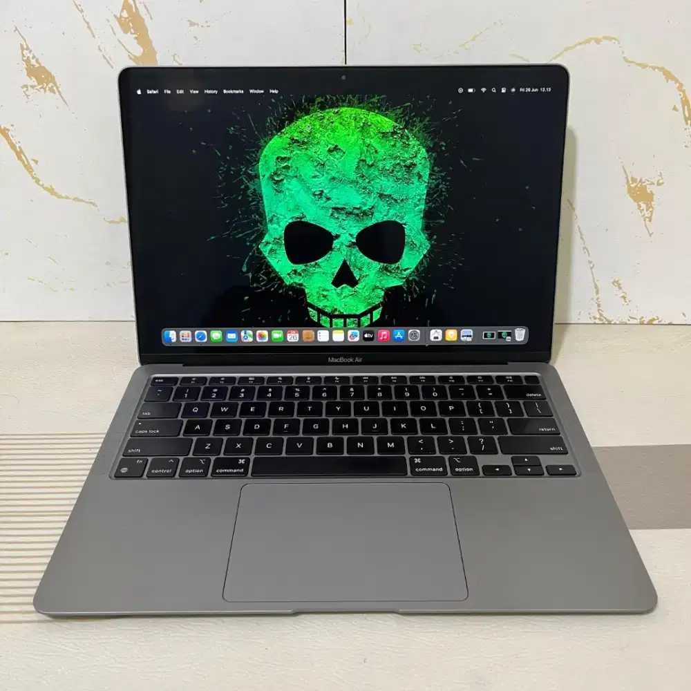 Macbook Air M1 2020 (Ex iBox) -Chip Apple M1 -8GB -SSD 256GB -Like New
