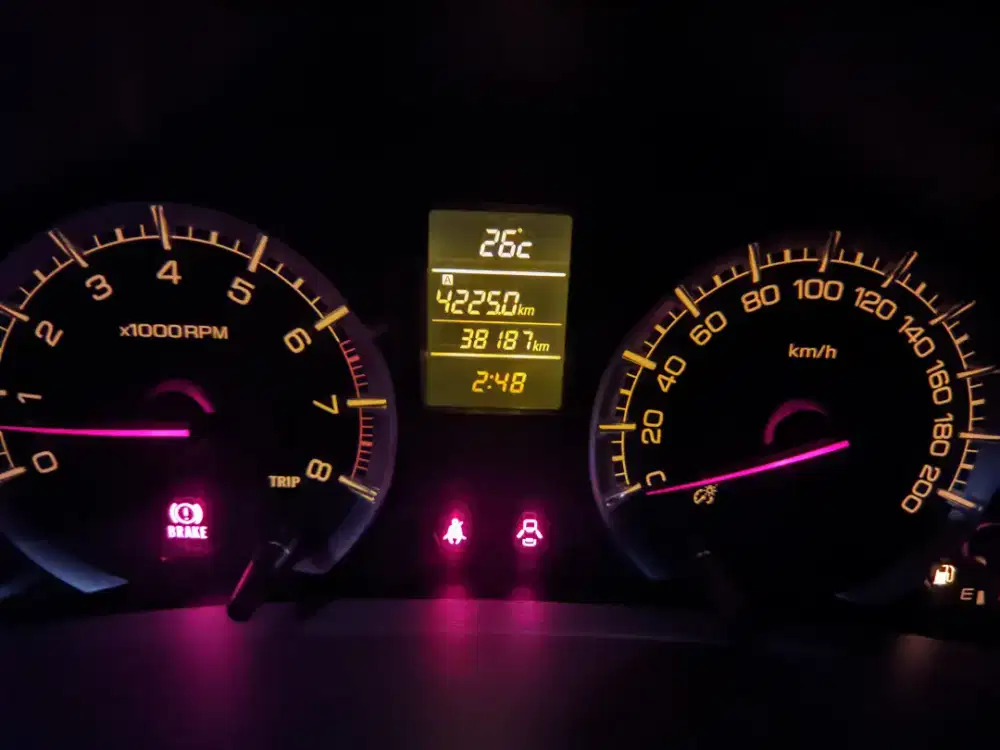 Suzuki Ertiga 2013 km 40rb an asli atas nama sendiri