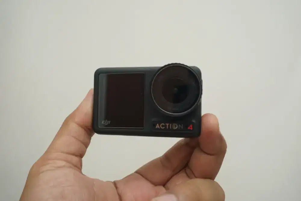 DJI OSMO ACTION 4 ADVENTURE COMBO ACTION CAM