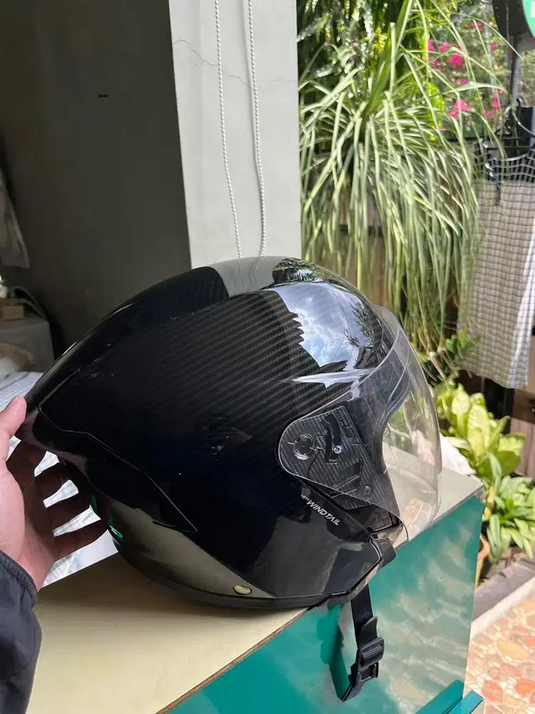 Helm RSV Windtail Carbon Graphic