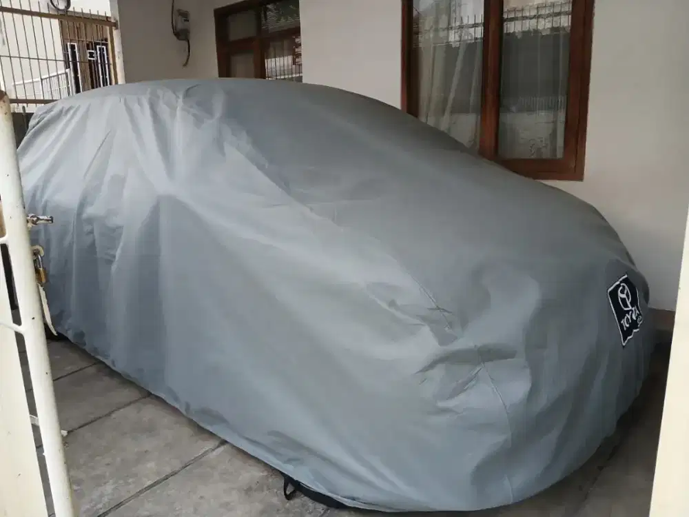 Cover selimut mobil Yaris ayla jazz brio (mobil kecil)bahan krisbow